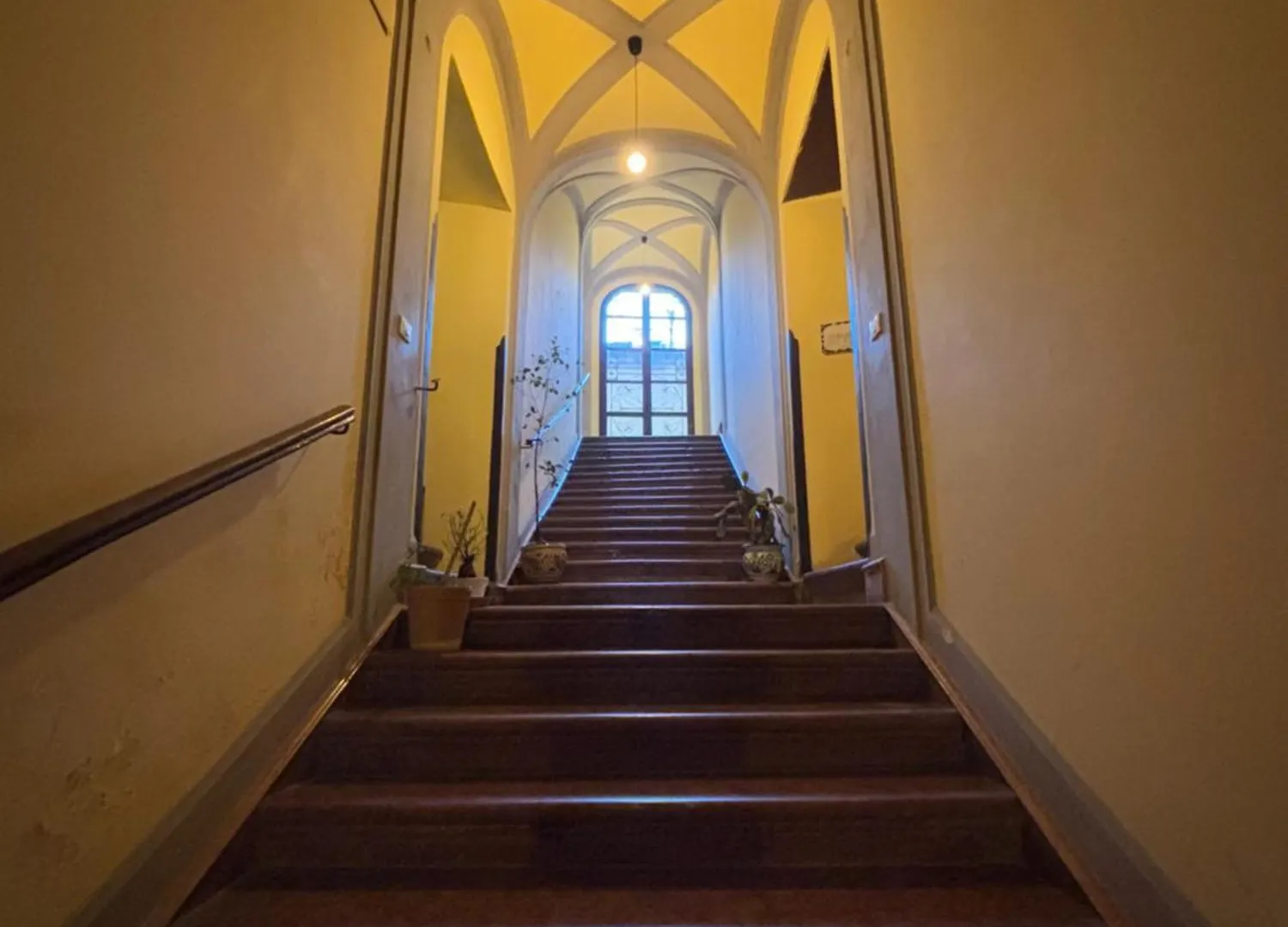 Homestay Historic Central Balcony Rooms & Apartment On Via Maqueda Palermo