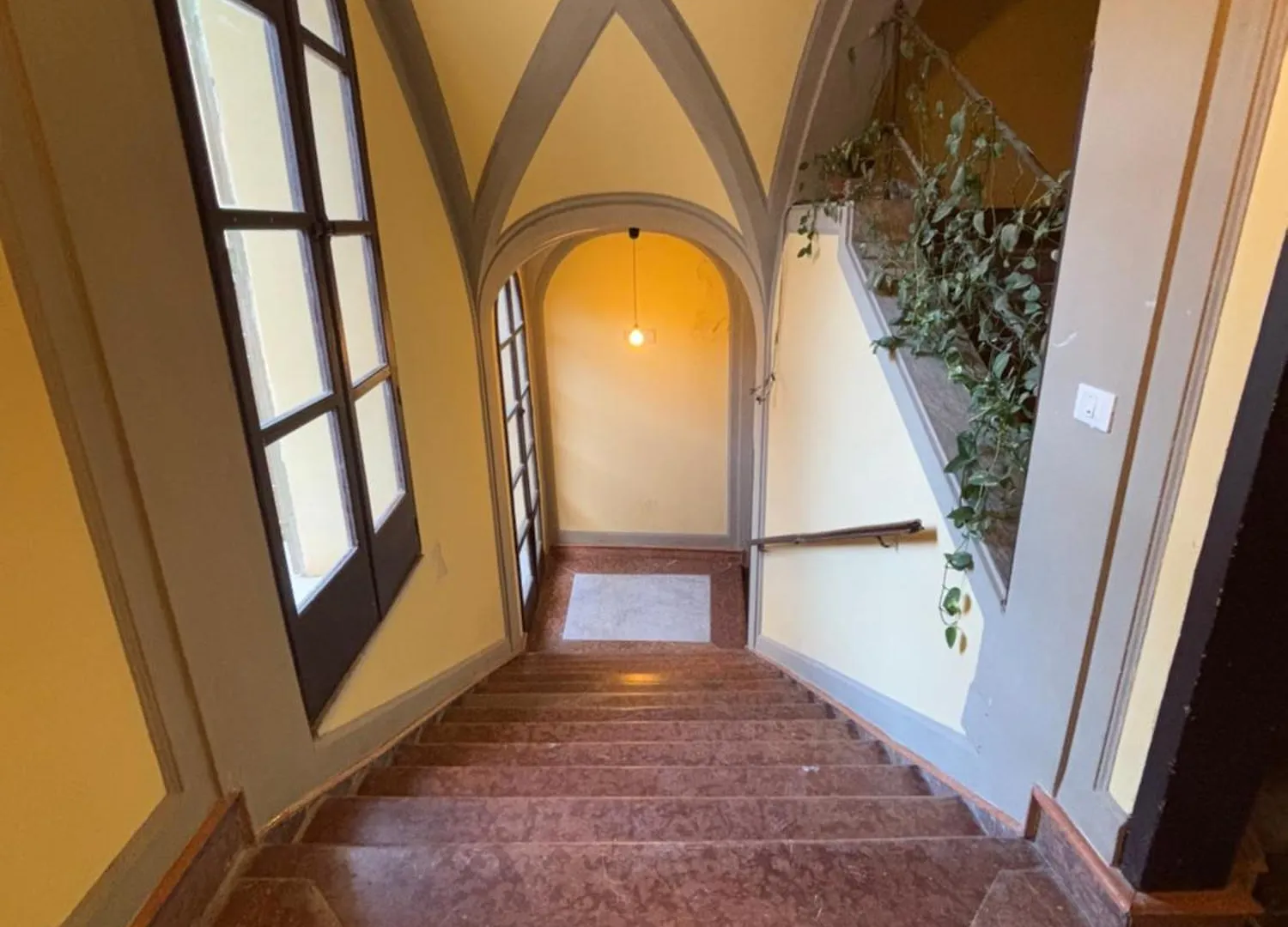 Historic Central Balcony Rooms & Apartment On Via Maqueda Palermo Italy
