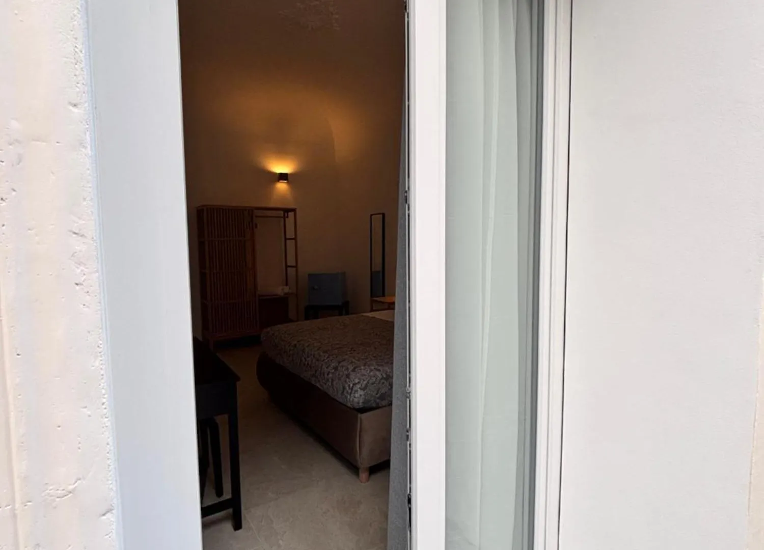Historic Central Balcony Rooms & Apartment On Via Maqueda Palermo
