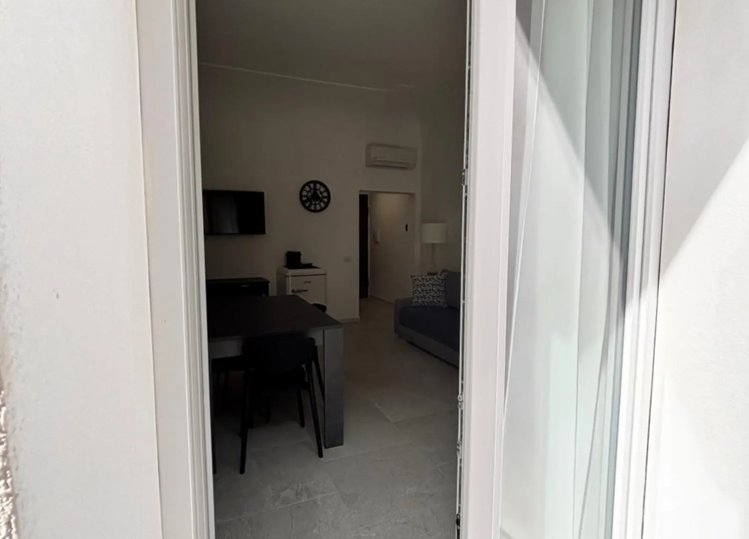 Homestay Historic Central Balcony Rooms & Apartment On Via Maqueda Palermo
