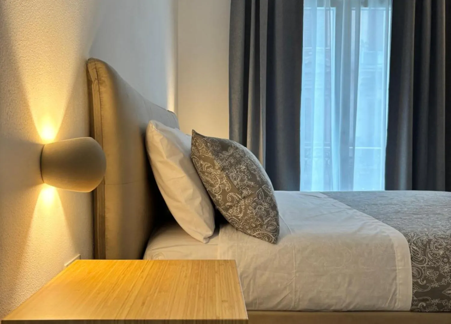 Проживание в семье Historic Central Balcony Rooms & Apartment On Via Maqueda Палермо